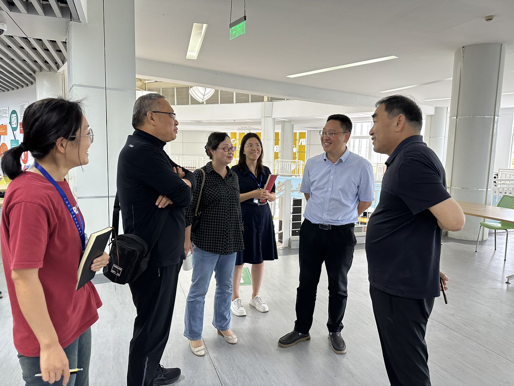 馆际交流促提升,互学互鉴谋发展 |我校图书馆开展馆际交流活动
