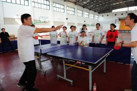 仪大83级同学回校